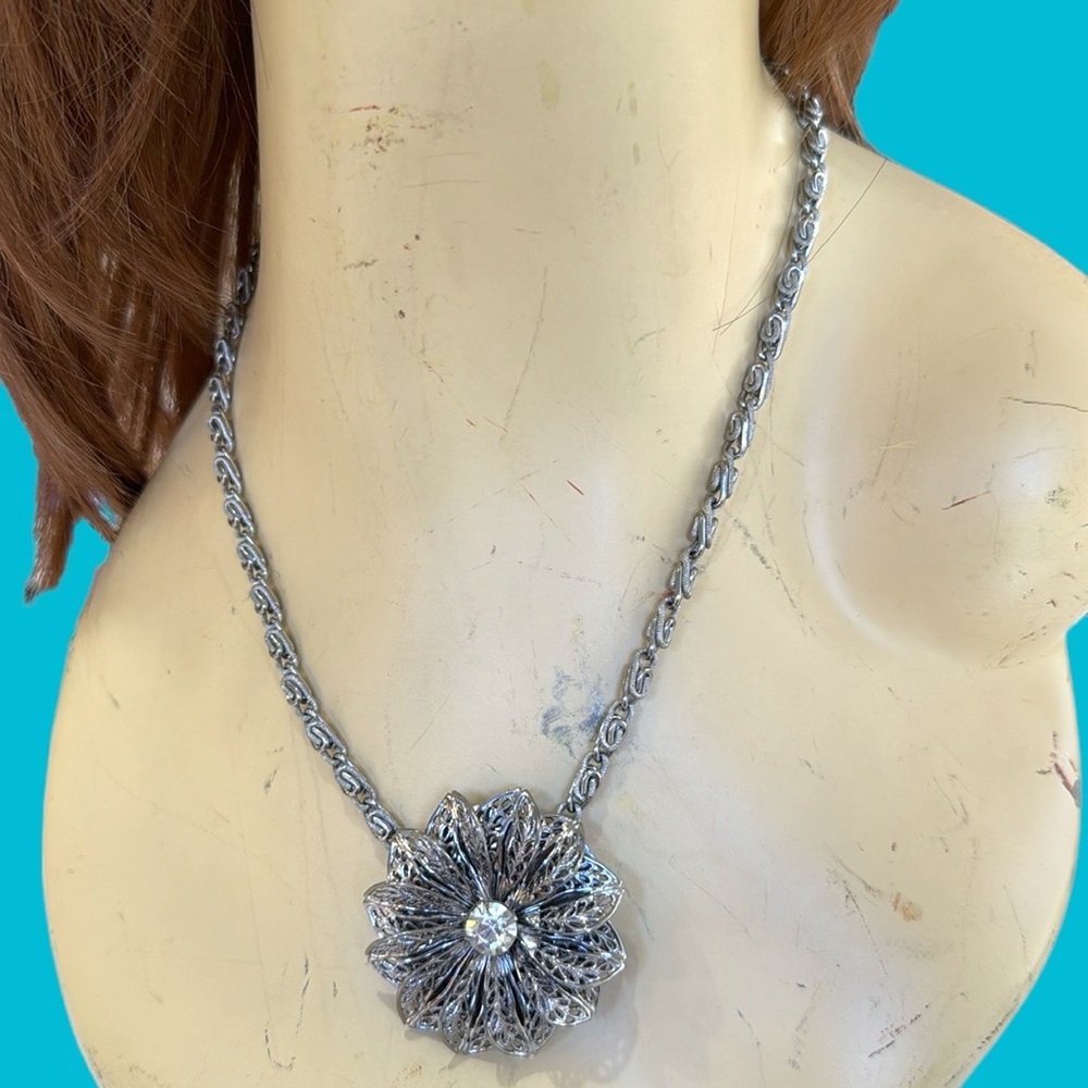 VTG LEIBA USA SILVER FLORAL‎ FILIGREE RHINESTONE BYZANTINE SNAP CLASP NECKLACE